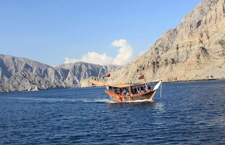 Dhow Cruise with Dolphin sighting – half day